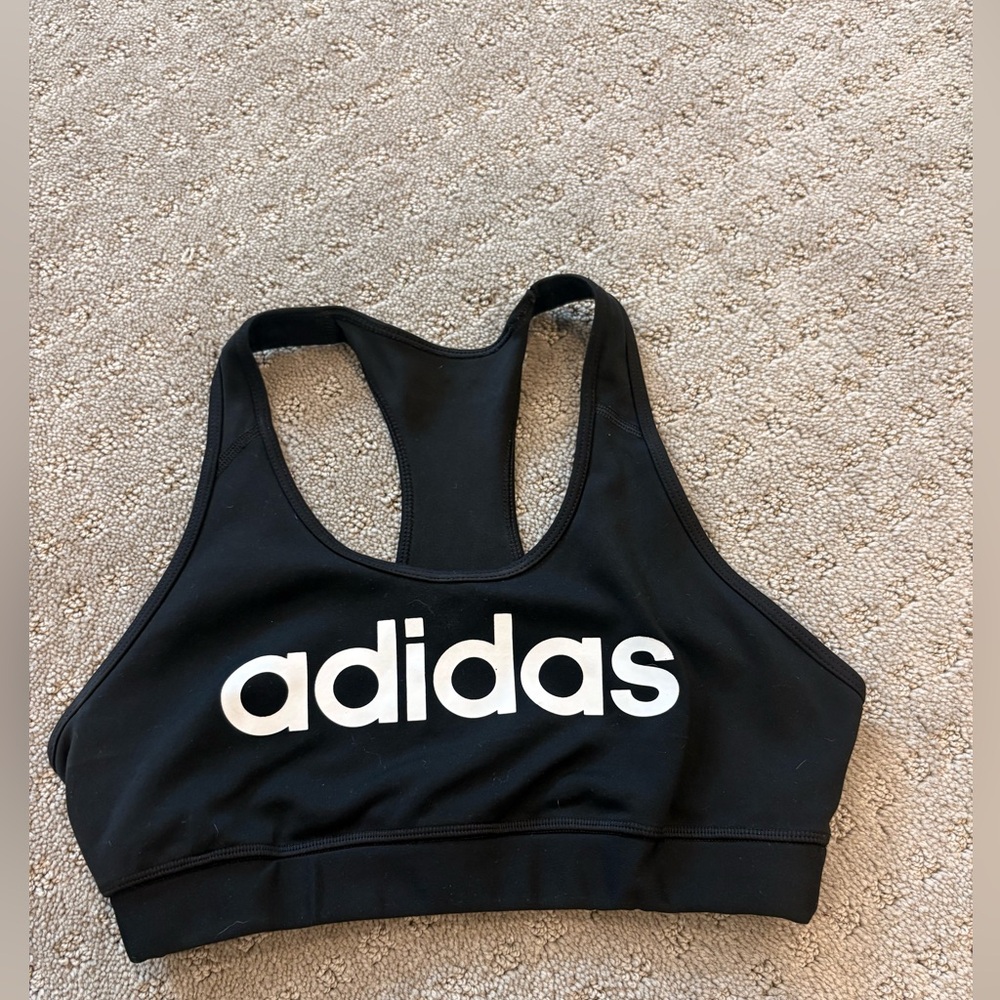 Adias sports bra
